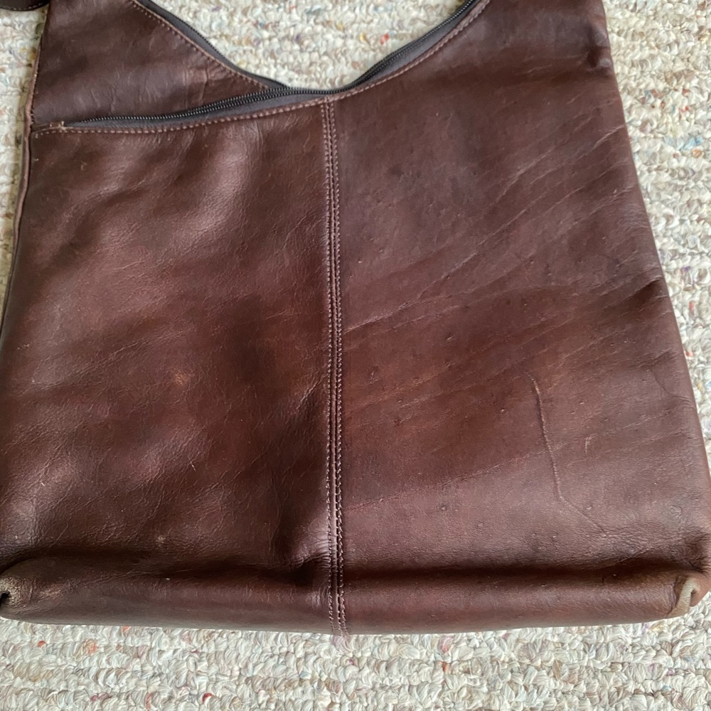 Boulder Ridge Leather Purse - Picture 7 of 11